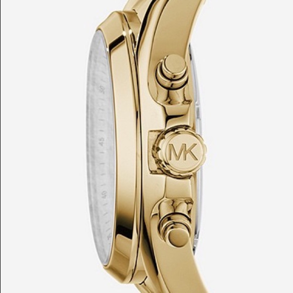 Michael Kors Gold Bradshaw Watch - Picture 2 of 5